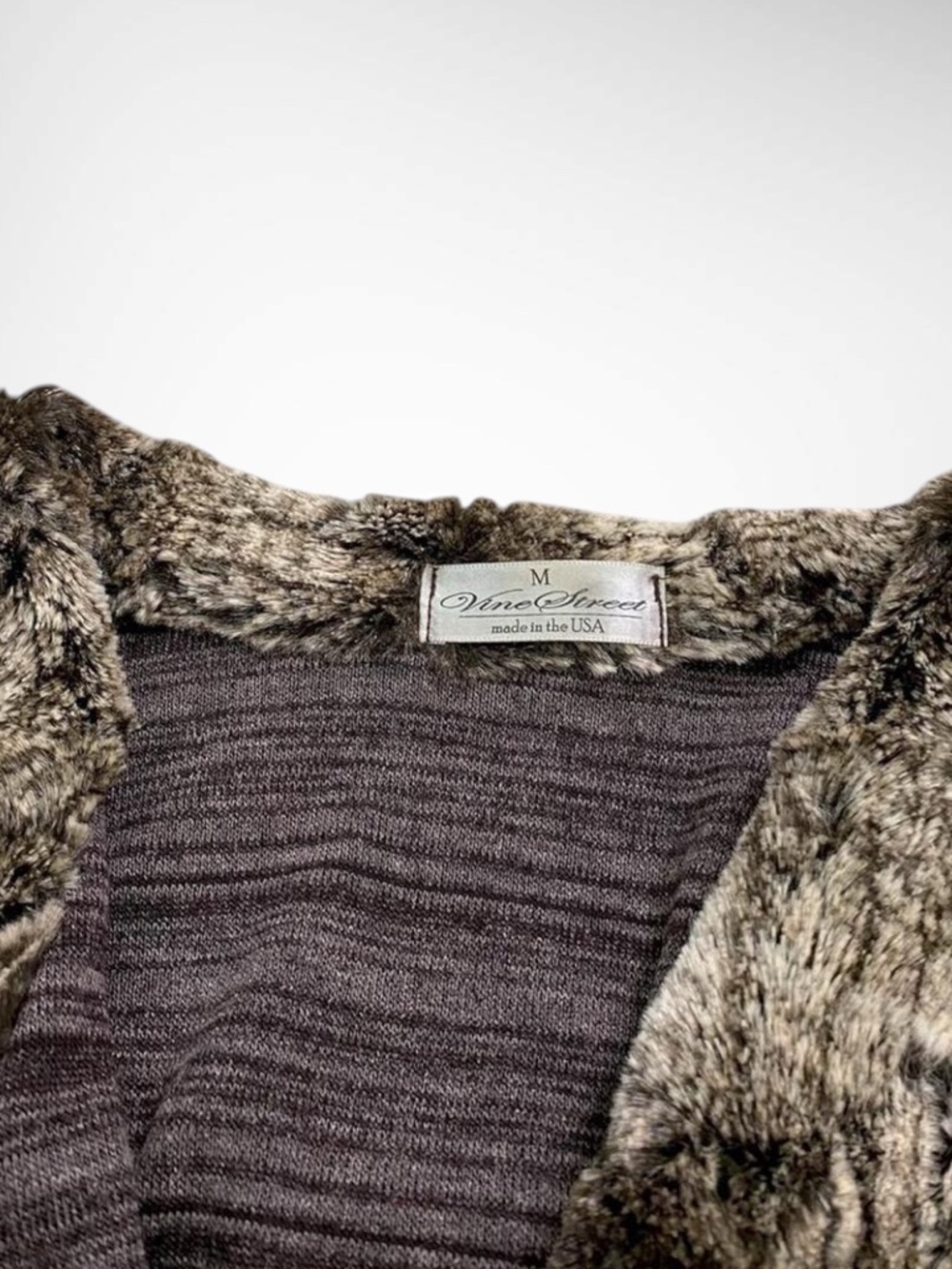 Vine Street Faux Fur Collar Waterfall Cardigan | Mob Wife - Picture 4 of 6